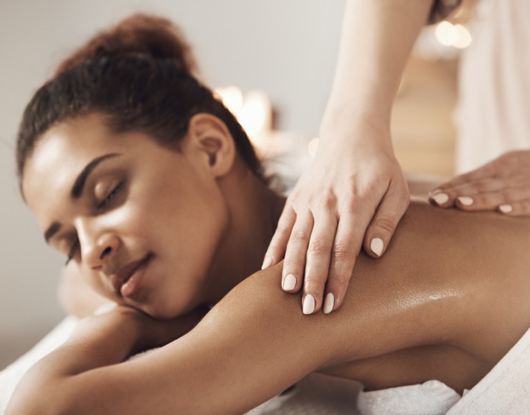 Creme de massagem corporal - saiba qual usar em cada protocolo