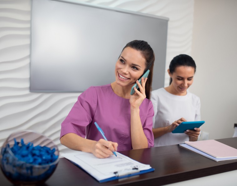 3 dicas para atender melhor seus clientes | ADCOS Profissional