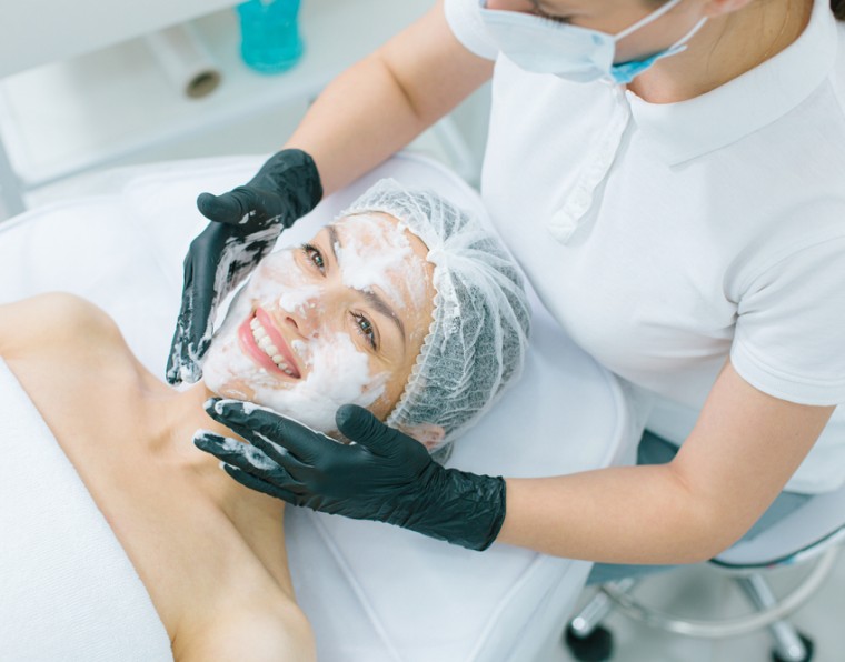 Vitamina C ADCOS: tudo sobre o ativo | ADCOS Profissional