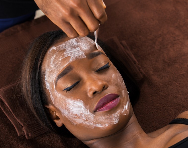 Por que usar o creme emoliente? | ADCOS Profissional